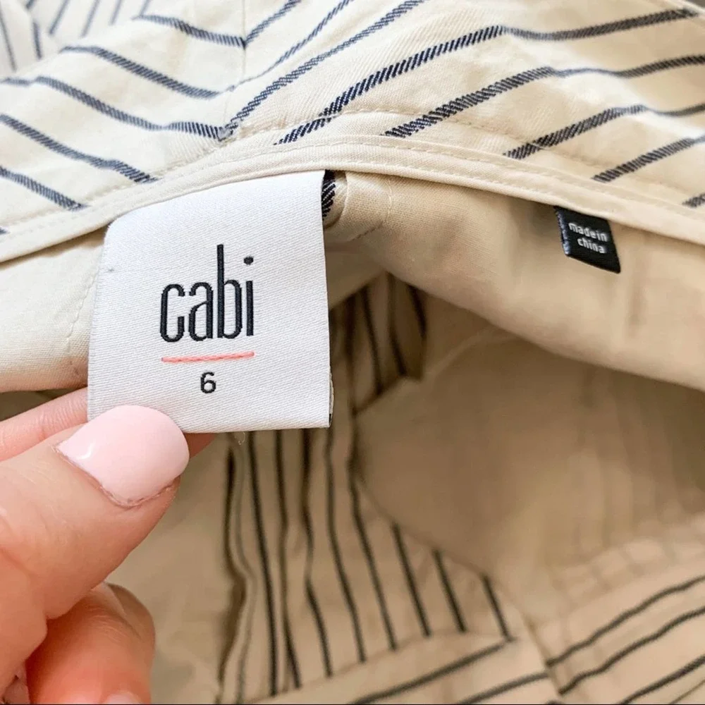 Cabi Striped Modern Beige & Navy Blue Striped Crop Wide Leg Trousers Size 6 - Picture 12 of 12
